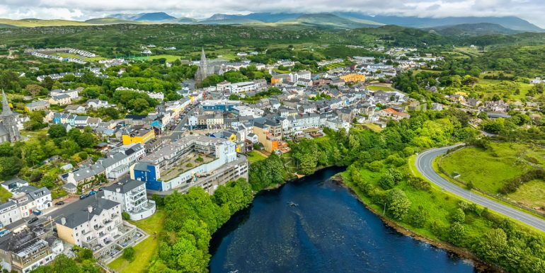 wild atlantic way vacation rental connemara galway ireland (1)