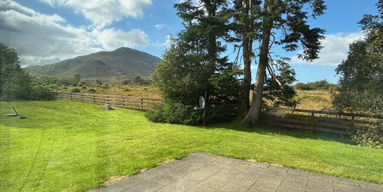 cottage to rent kylemore abbey connemara galway (3)