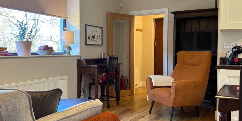 self catering holiday apartment for couples kylemore abbey (3)